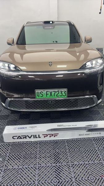 问界M9装贴航天之星7.5