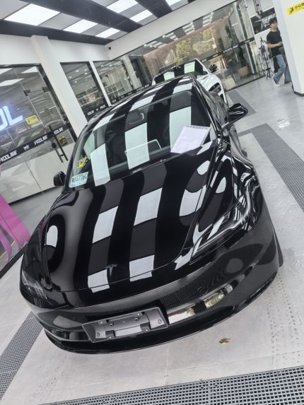 特斯拉model3装贴航天之星7.5