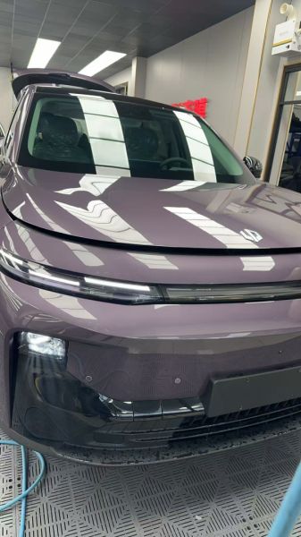 零跑B10装贴K200