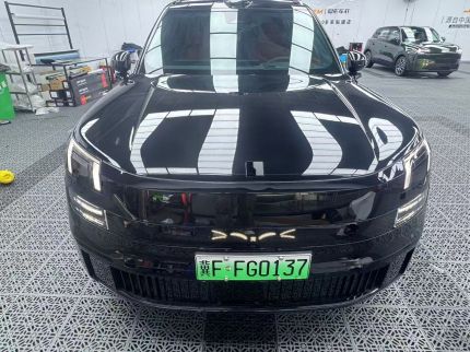 领克领克900装贴Z200