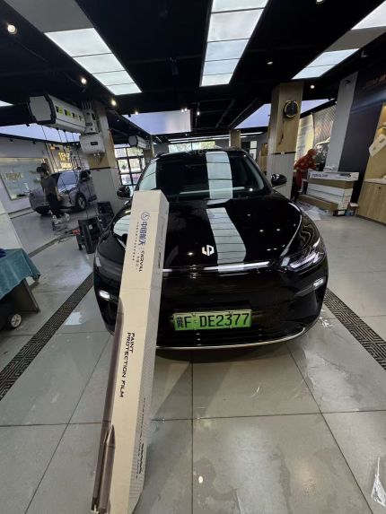 零跑C11装贴K200