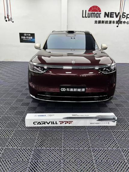 问界Ｍ８装贴航天之星7.5