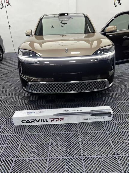 26款问界M9装贴航天之星7.5